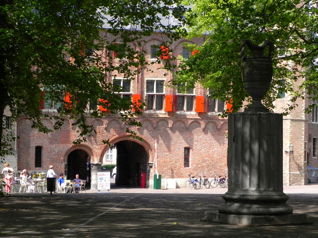 Passaggio tra le tre chiese