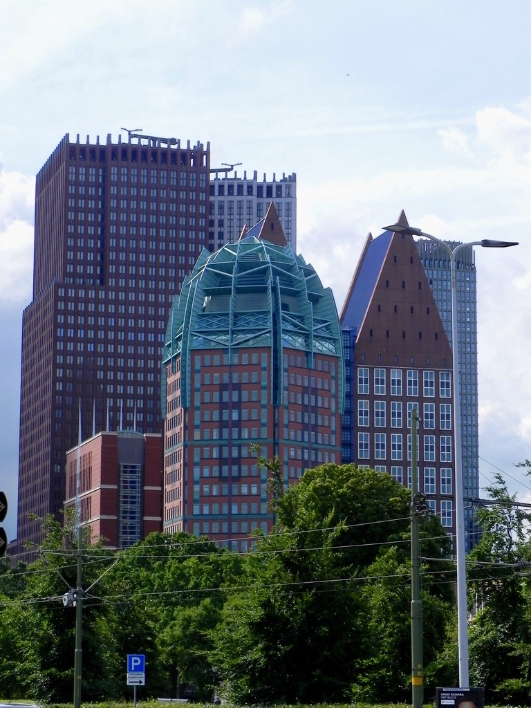 Rotterdam - Alcuni nuovi edifici vicino alla stazione centrale 